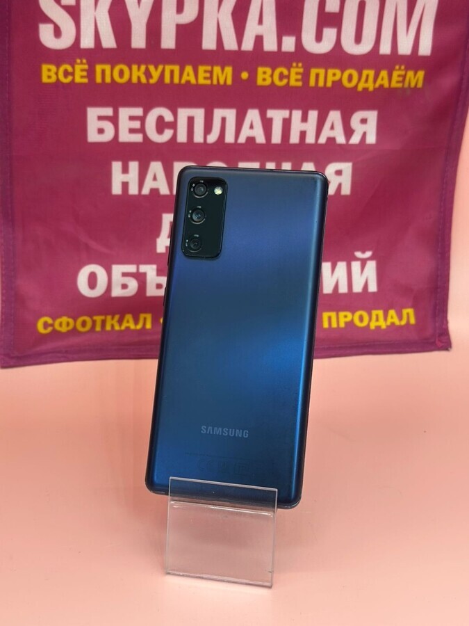 Смартфон Samsung S20 FE 6/128