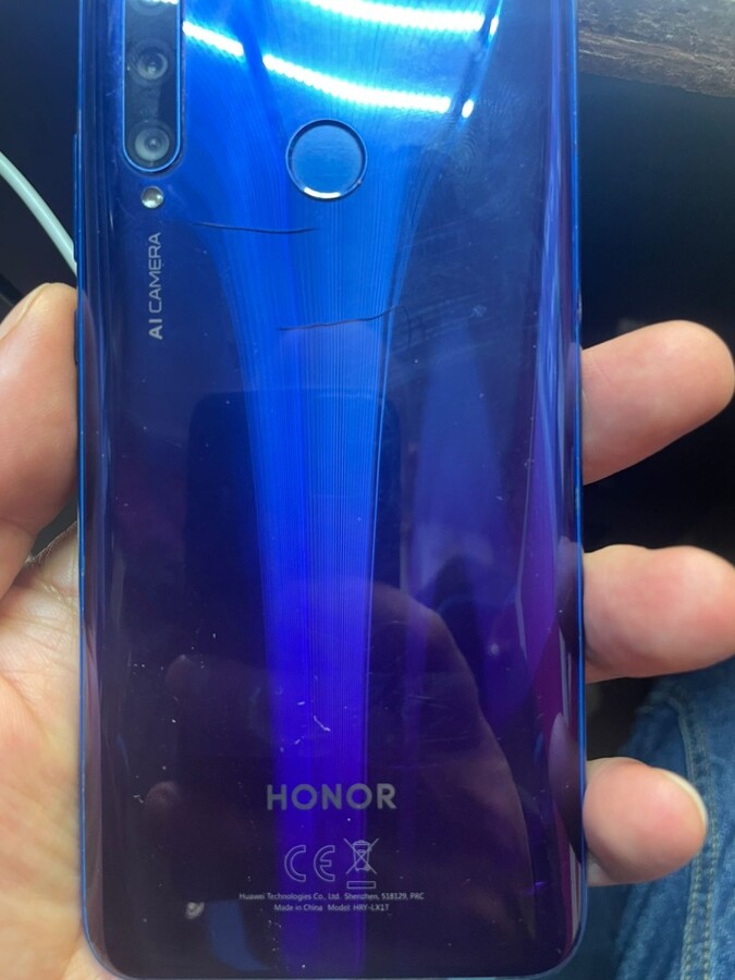 Смартфон Honor 10i
