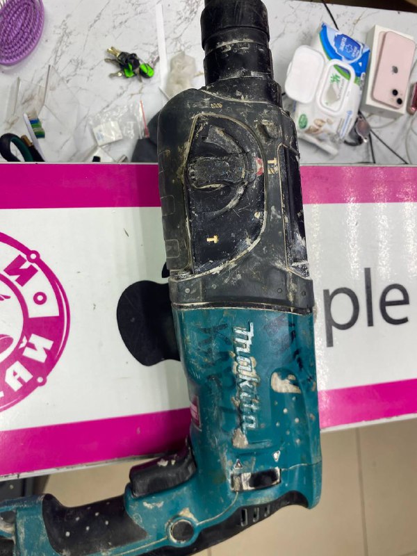 Перфоратор Makita