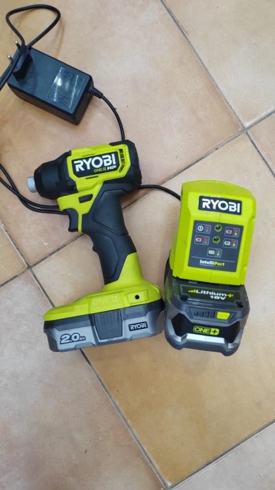 Гайковерт Ryobi One Brushless RID18C