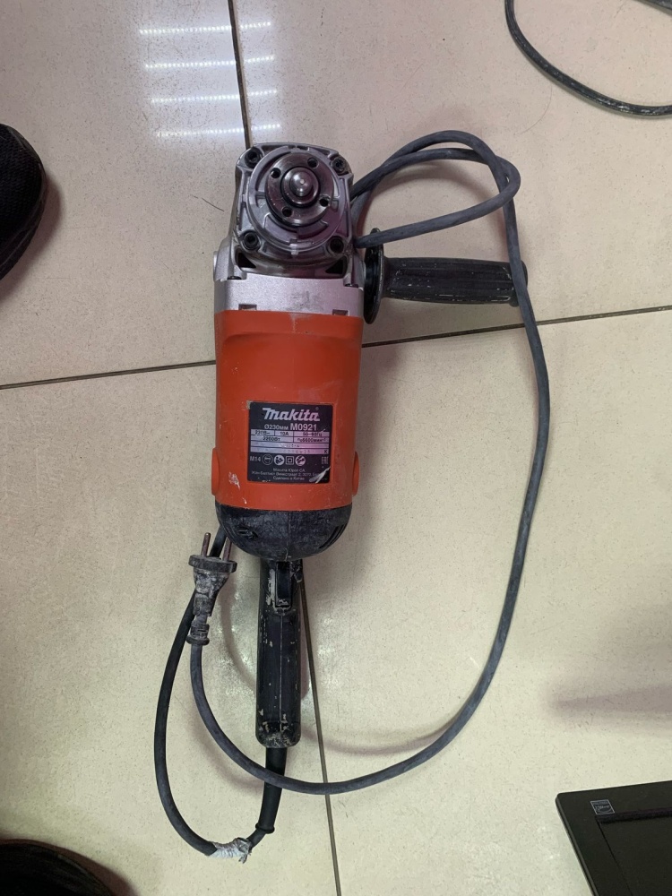 УШМ (Болгарка) Makita M0921