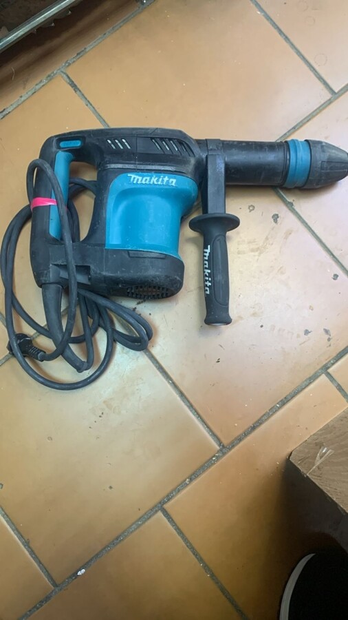 Перфоратор Makita