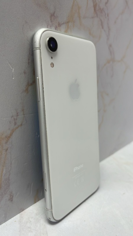 Смартфон iPhone XR 64 Gb