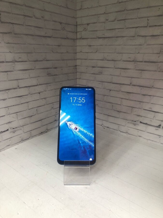 Смартфон Huawei P Smart