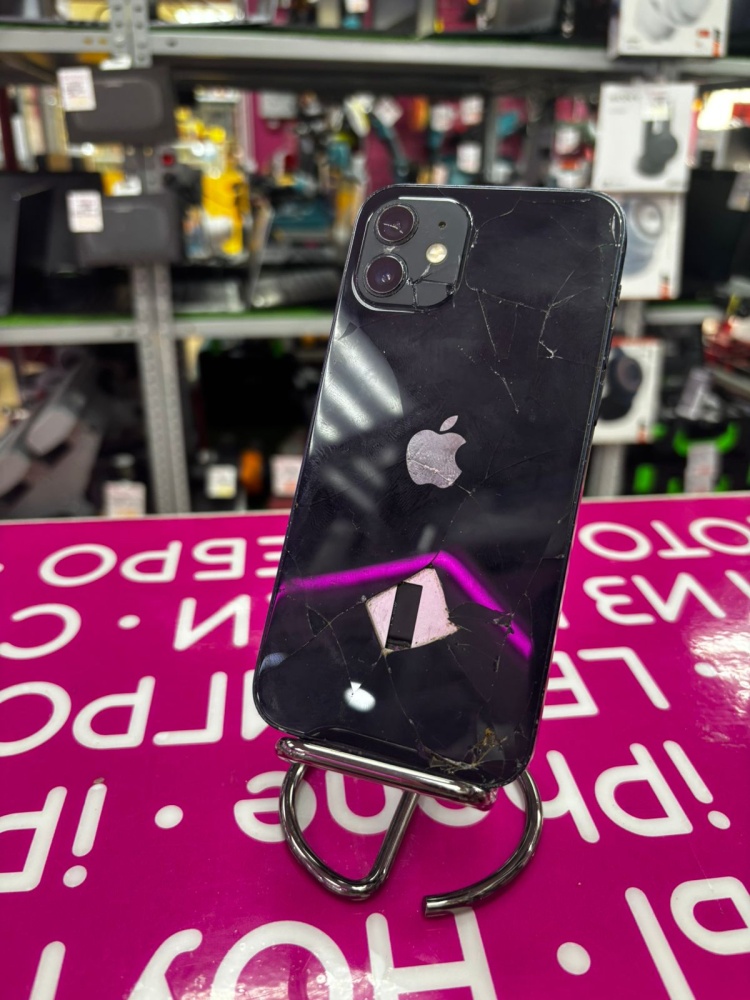 Смартфон iPhone 12 64 Gb 82%