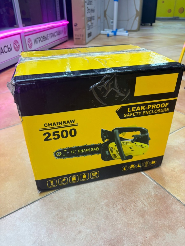 Бензопила DeWalt