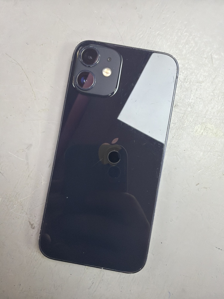 Смартфон iPhone 12 mini 128 Gb 97%