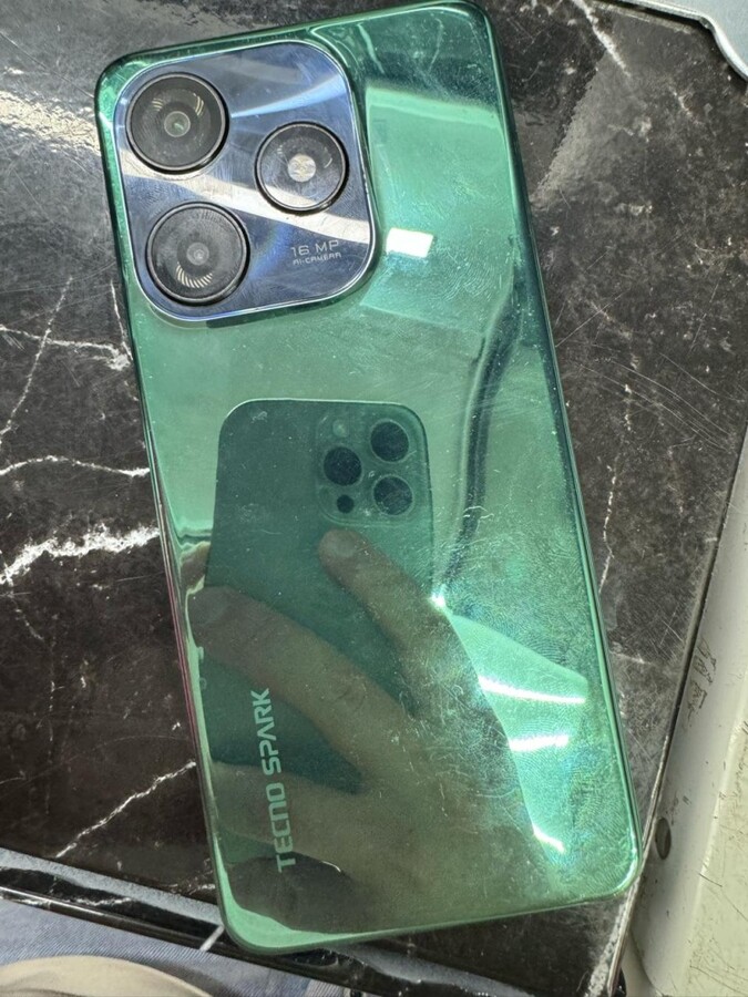 Мобильный телефон Tecno SPARK 10C