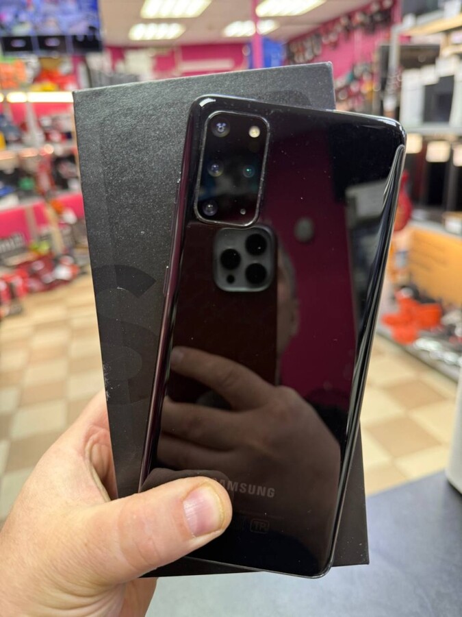 Смартфон Samsung S20 plus 8/128