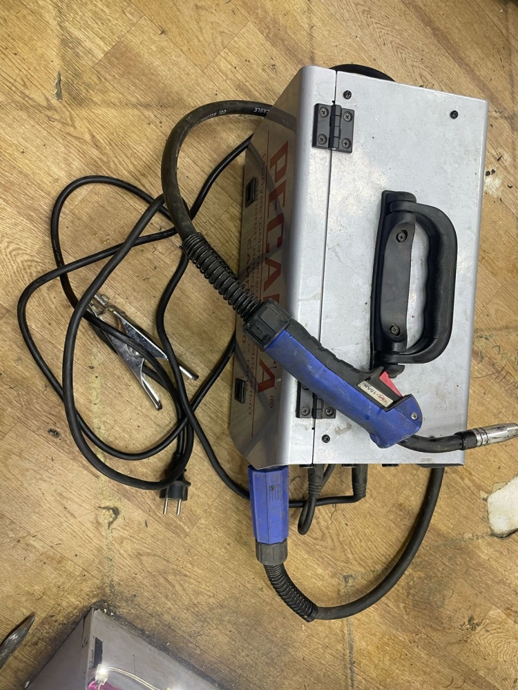 Сварочный аппарат РесантаСАИПА200