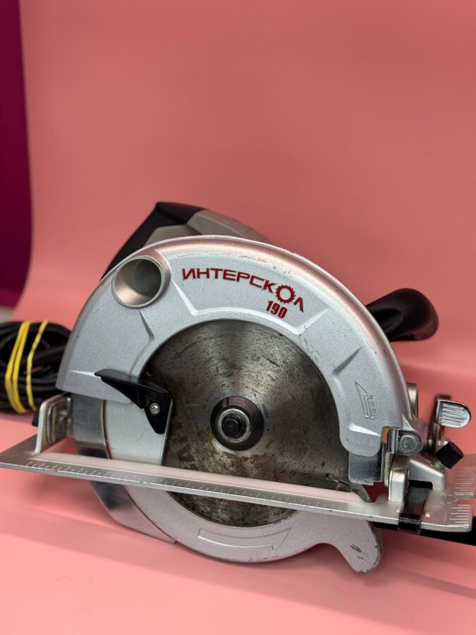 Циркулярная пила интерскол дп 190