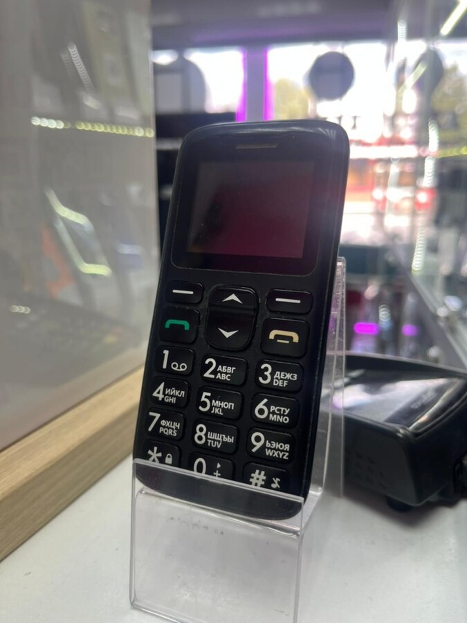 Мобильный телефон Ginzzu