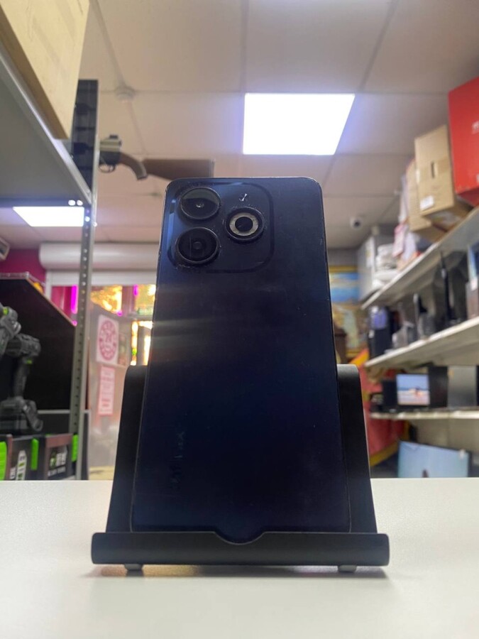 Мобильный телефон Infinix Smart 8 128