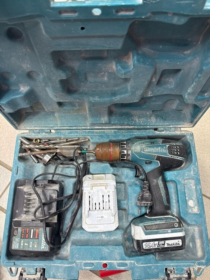 Шуруповерт Makita 437