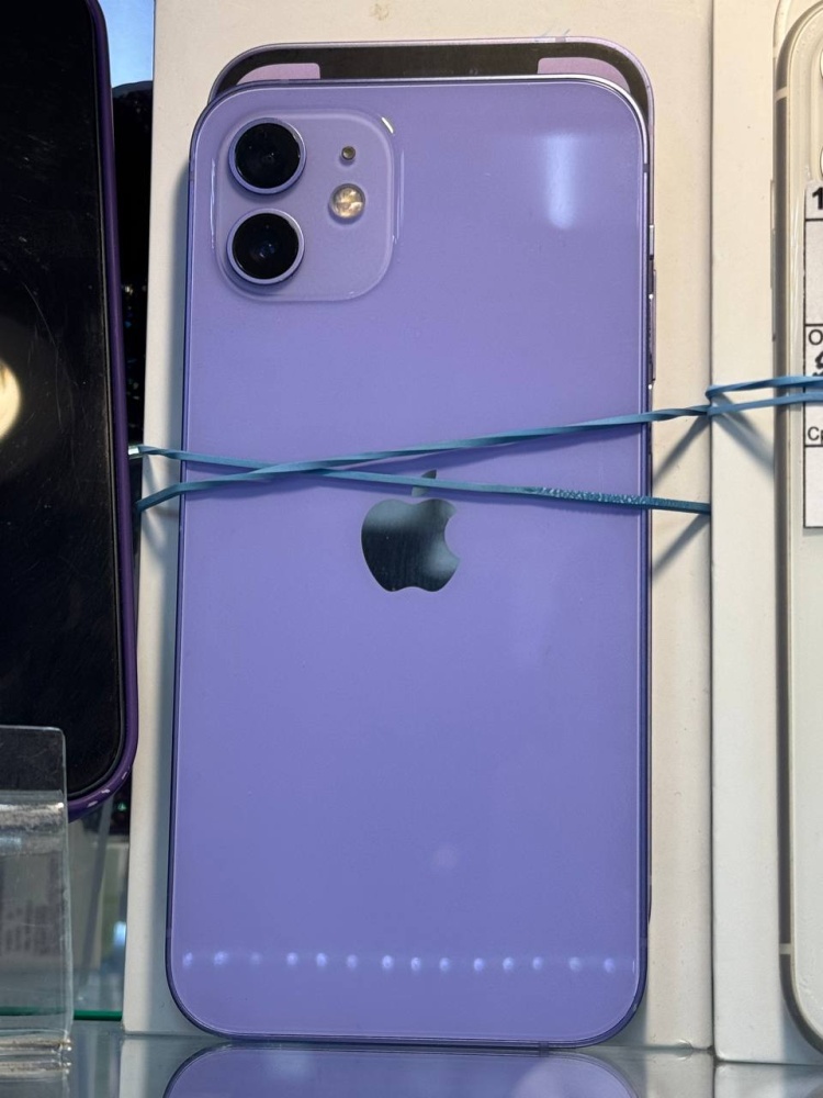 Смартфон iPhone 12 64 Gb