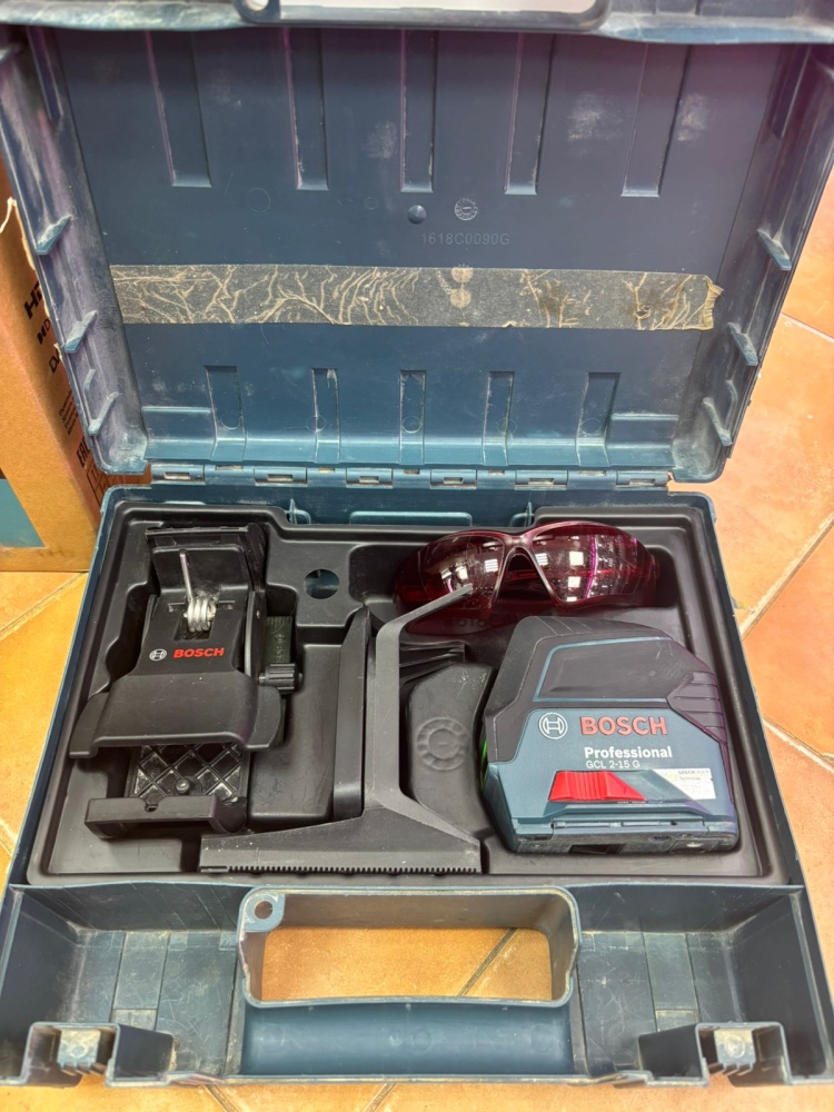 Лазерный уровень Bosch GCL 2-15 G