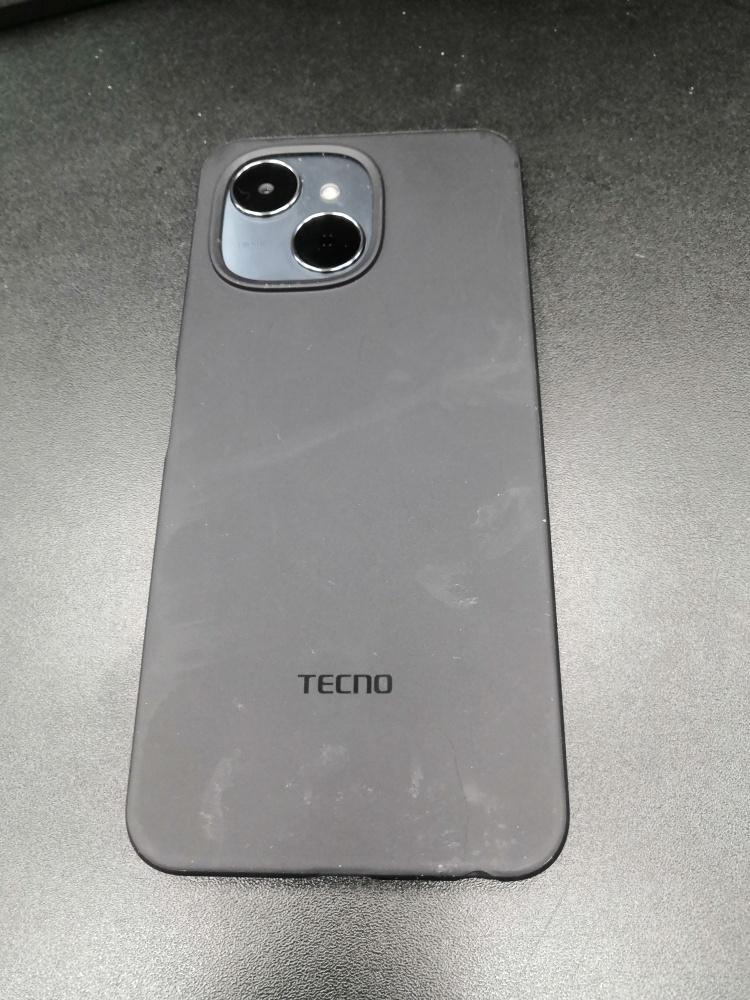 Мобильный телефон Tecno camon 40c 4/128