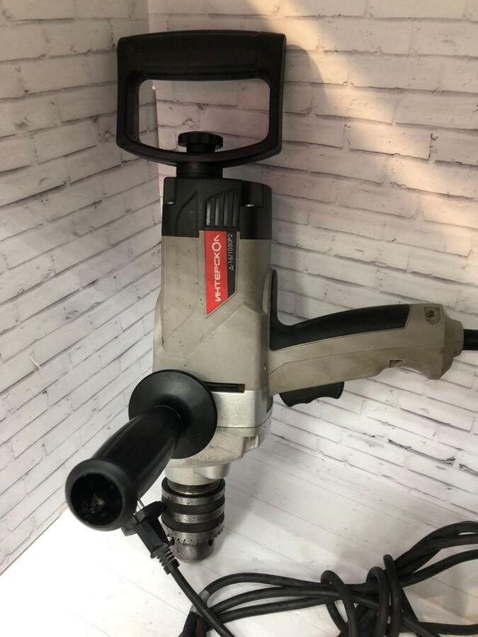 Перфоратор интерскол д-16/1050р2