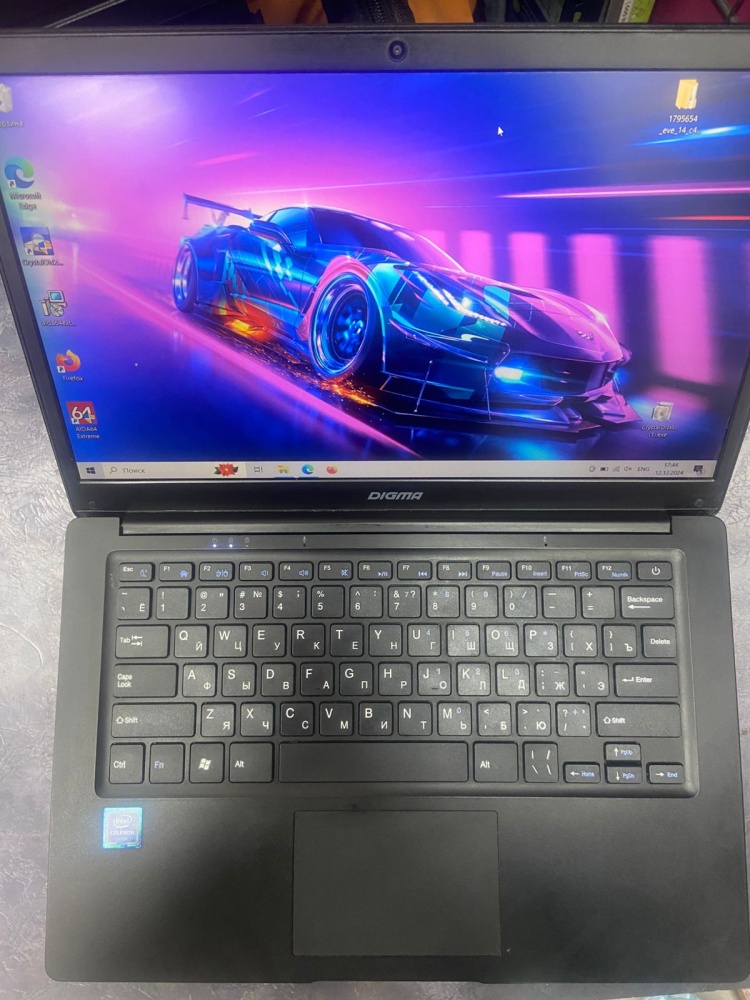 Ноутбук Digma celeron n4000 / 4 ram / 128 ssd