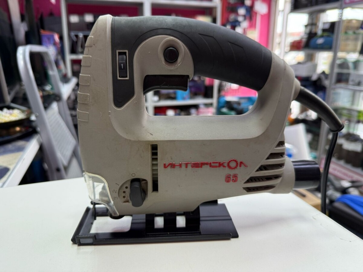 Лобзик Интерскол 65 МП-65/550Э