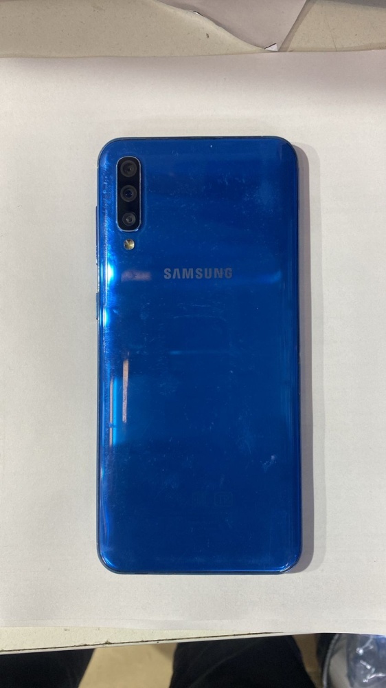 Смартфон Samsung A50 4\64