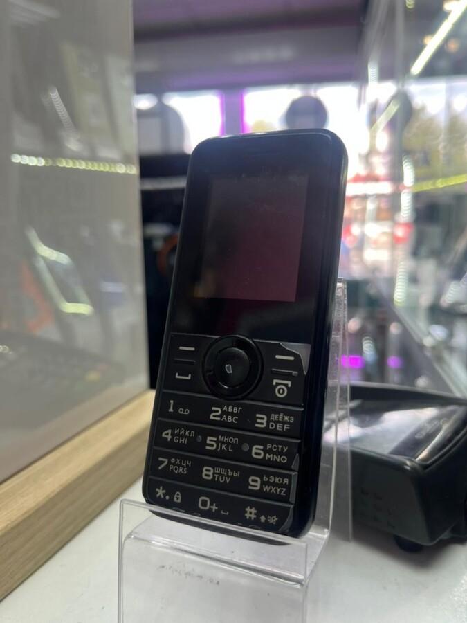 Мобильный телефон Ginzzu