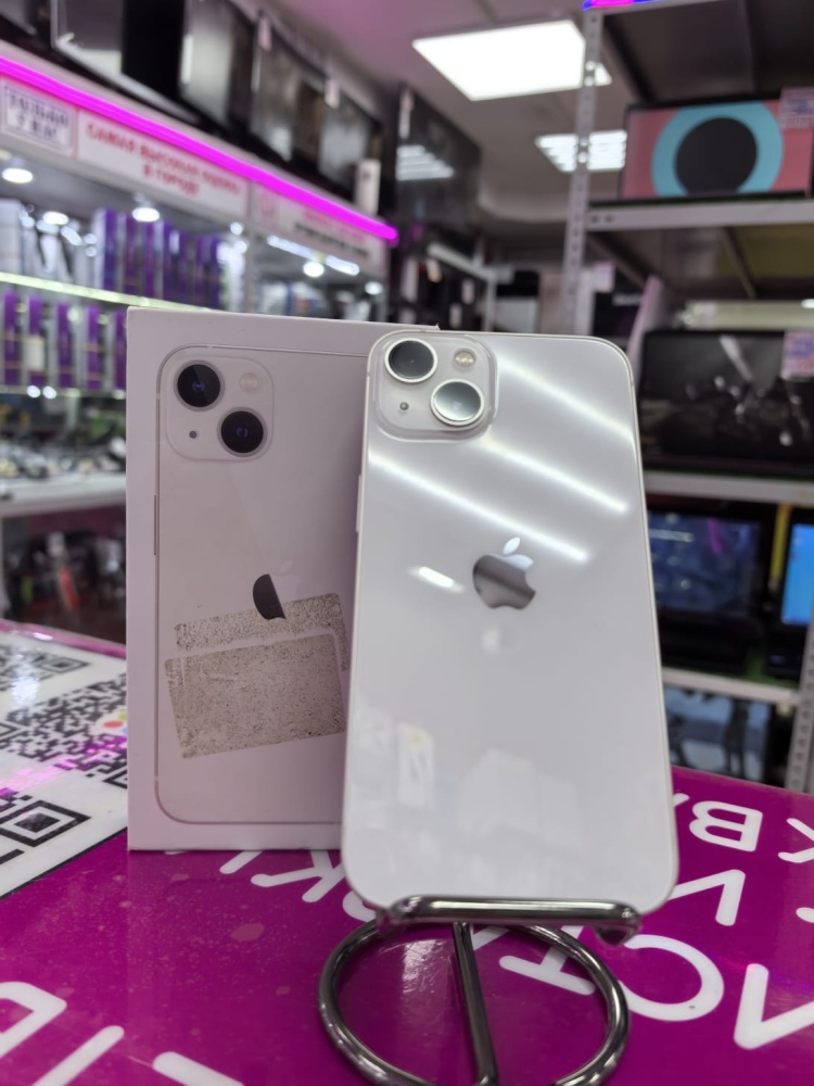 Смартфон iPhone 13 128 Gb 90%