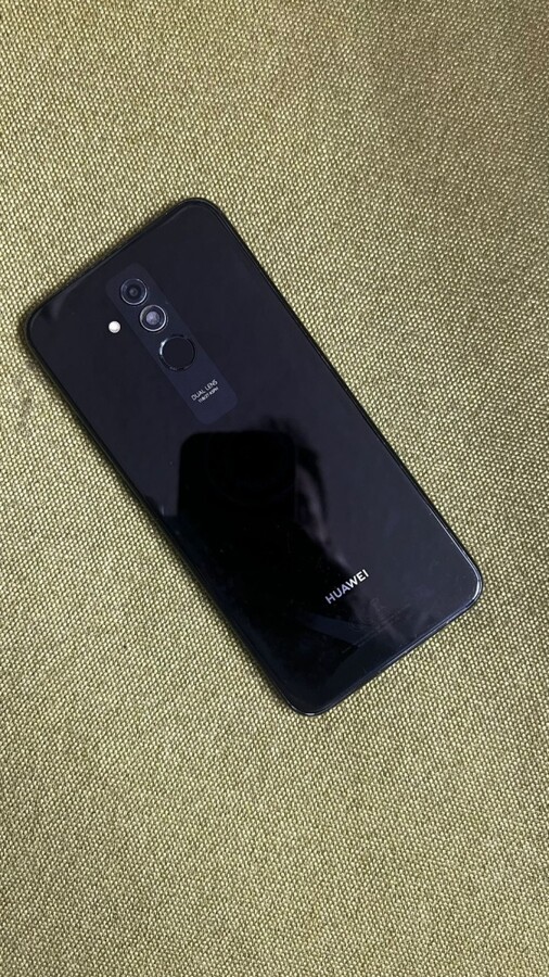 Смартфон Huawei Mate 20 Lite 4/64