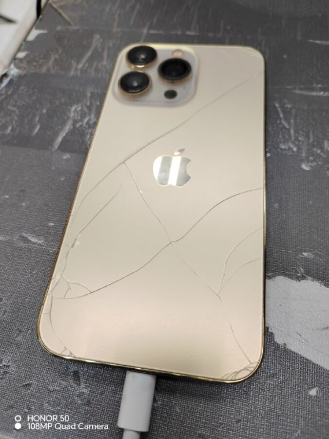 Смартфон iPhone 13 PRO 256 GB