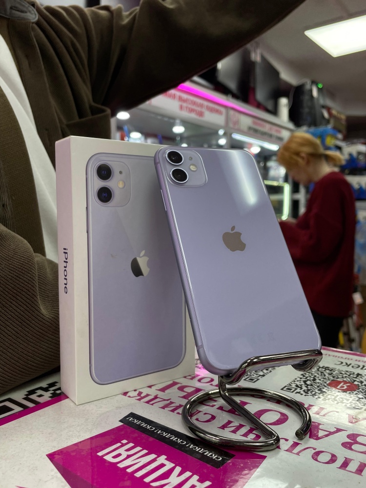 Смартфон iPhone 11 128 Gb 75%