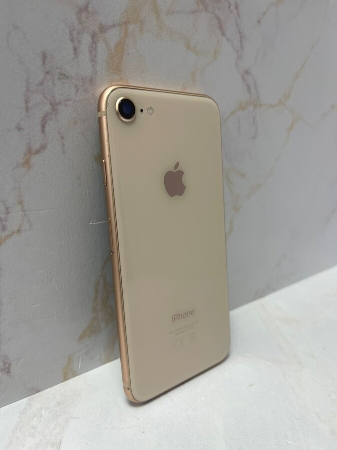Смартфон iPhone 8 64 Gb