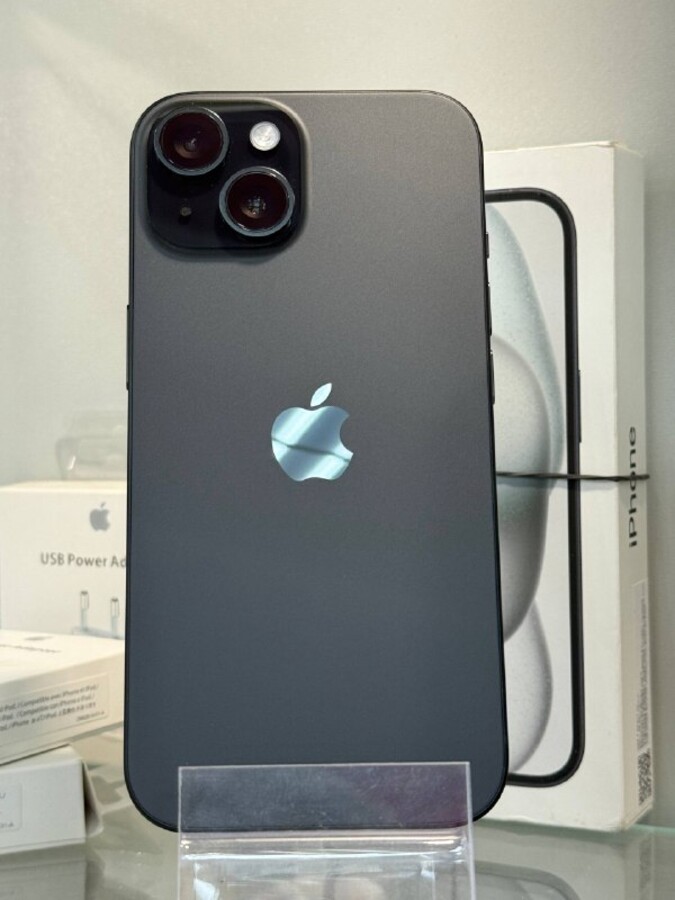 Смартфон iPhone 15 128