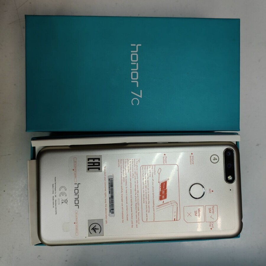 Смартфон Honor 7C 3\32