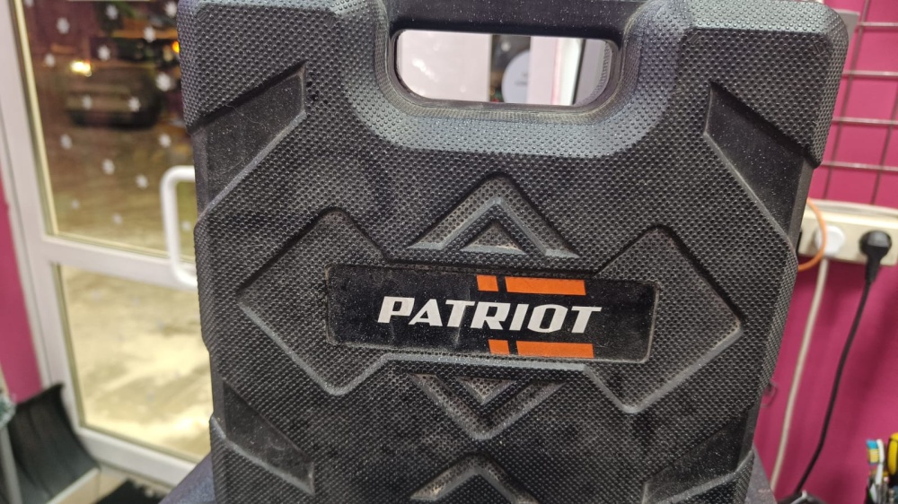 Шуруповерт 12v patriot