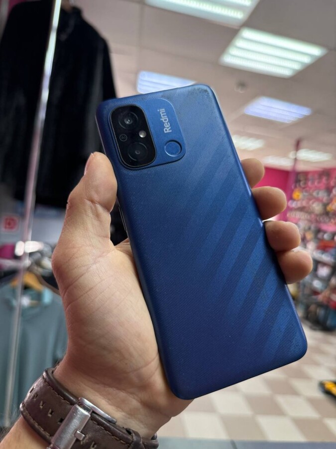 Смартфон Xiaomi Redmi 12C 64
