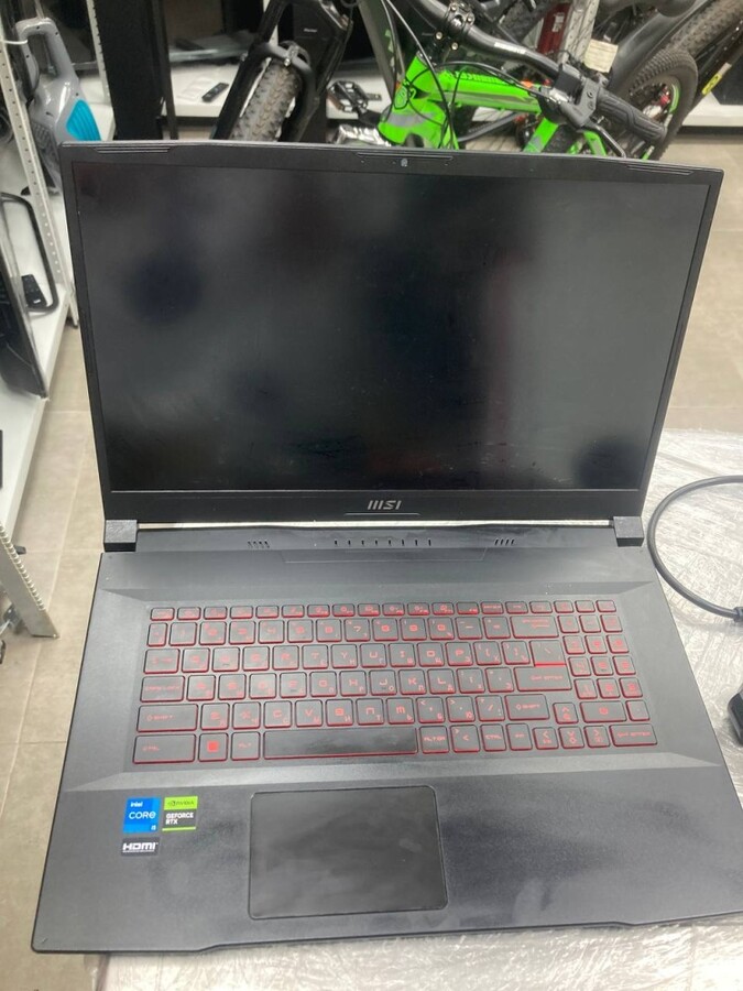 Ноутбук MSI katana gf76