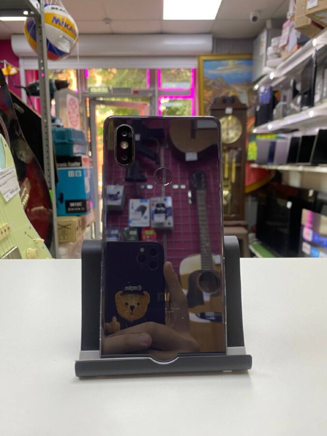 Смартфон Xiaomi  mi 8 se 4/64