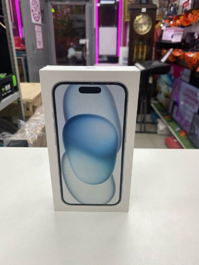 Смартфон iPhone 15 128gb