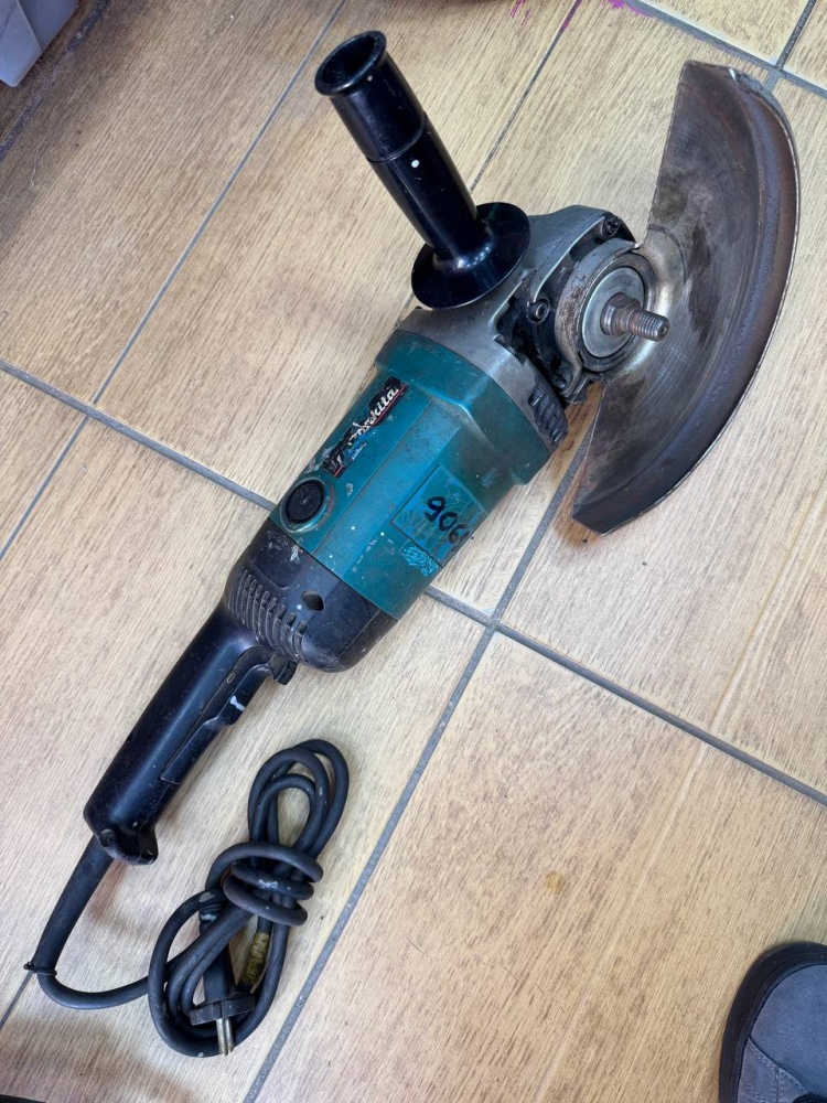 УШМ (Болгарка) Makita