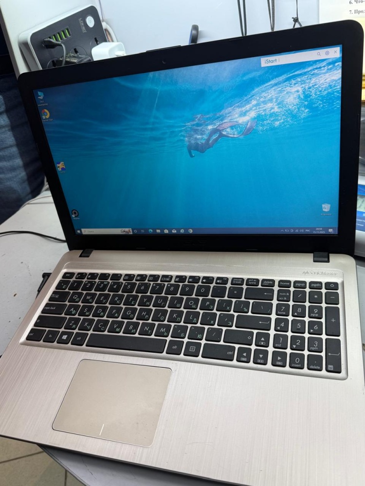 Ноутбук ASUS i3-5005U/8/128ssd GTX 5500