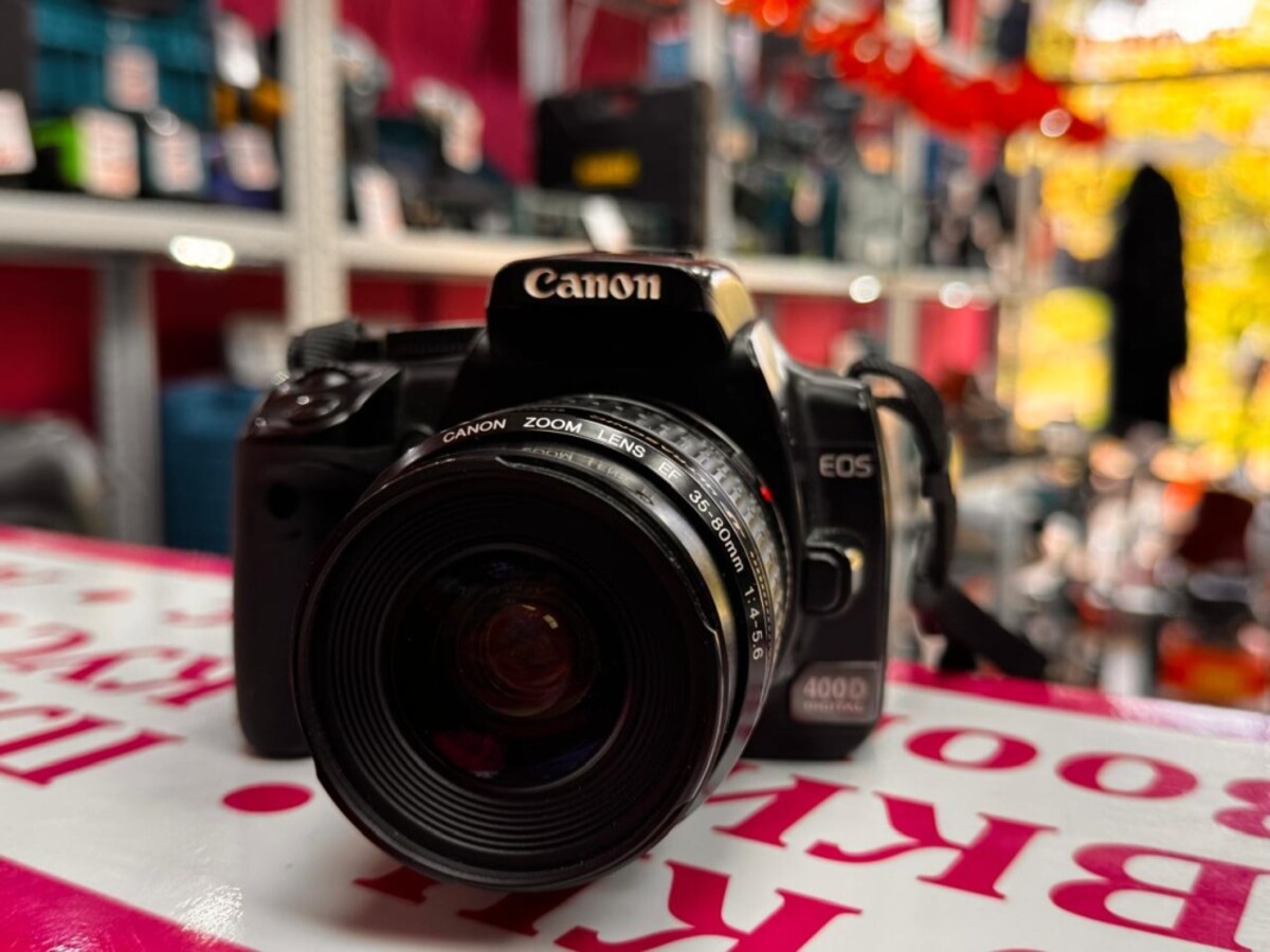 Фотоаппарат Canon 400d