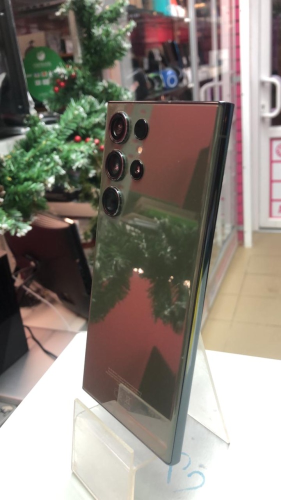 Смартфон Samsung S23 ultra 12/256