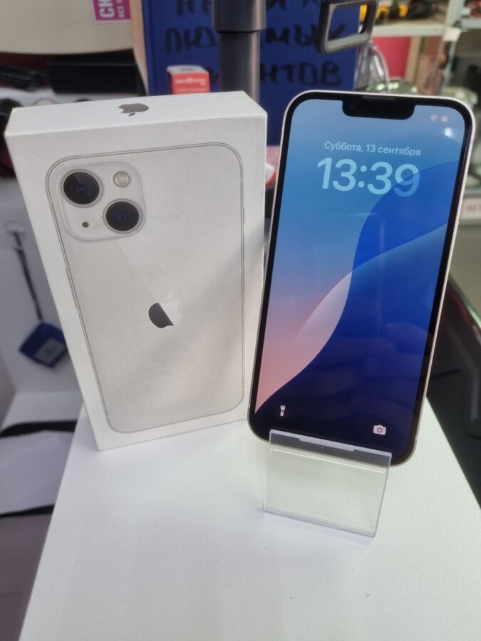 Смартфон iPhone 13 128 Gb