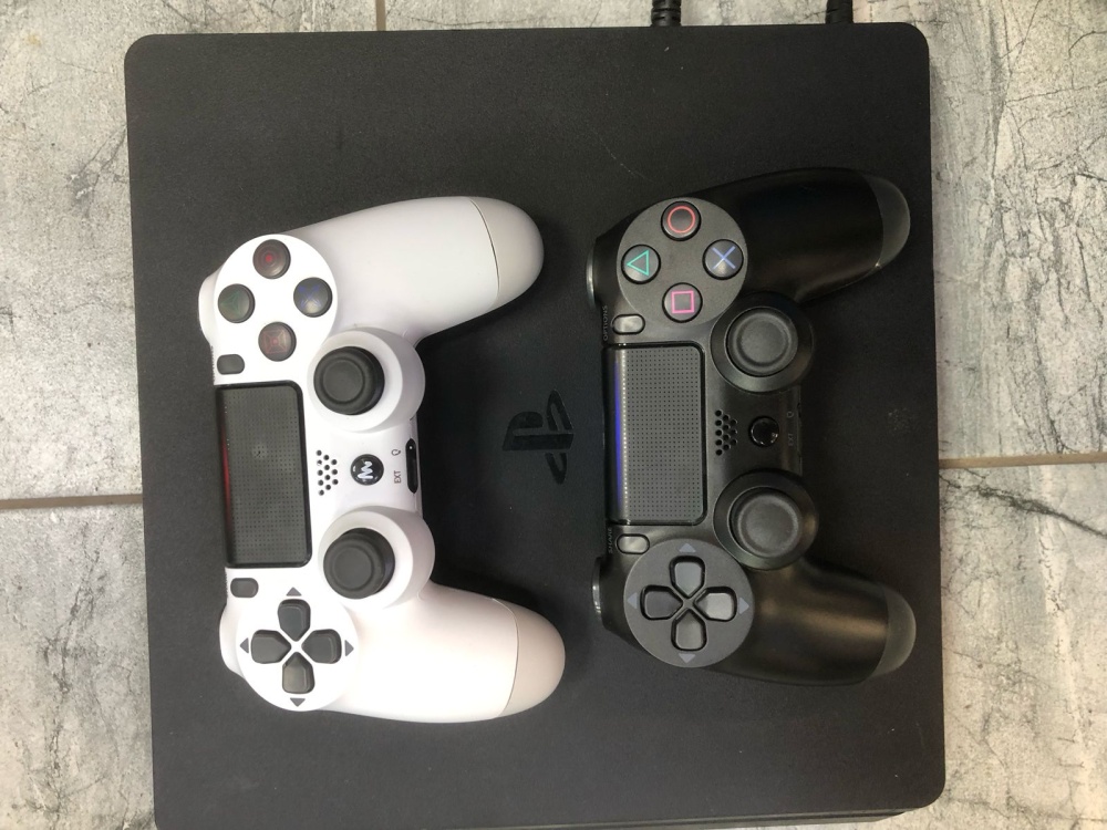 Игровая приставка Sony PlayStation 4 slim 500гб